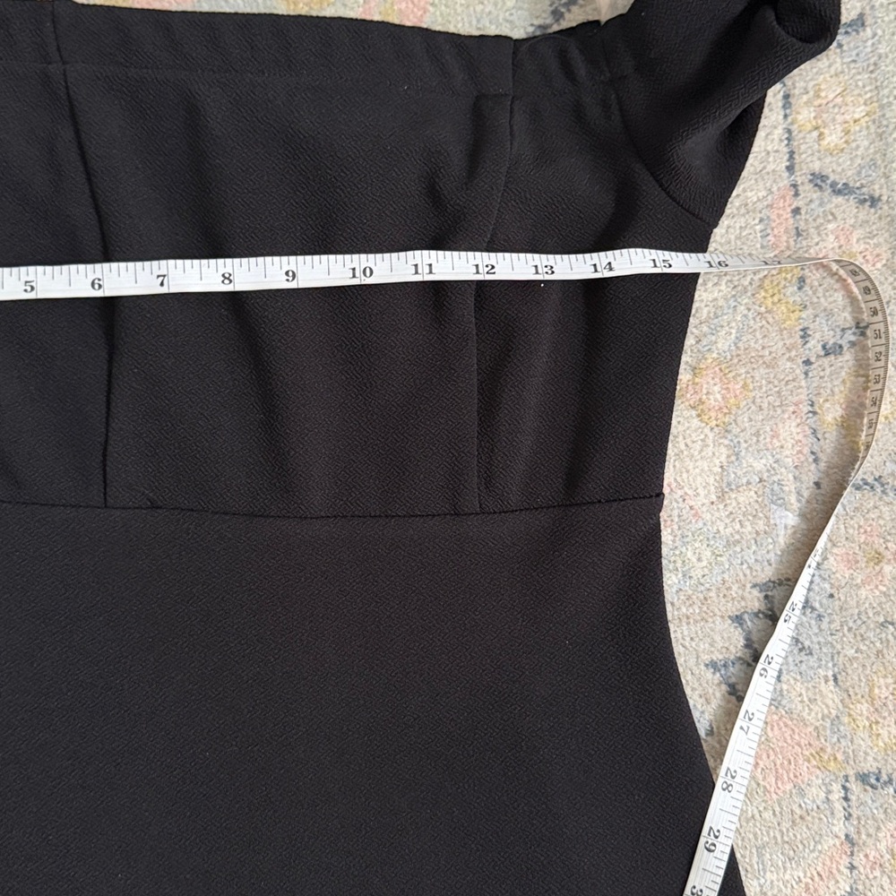 Black Off-Shoulder Bell Sleeve Dress - Picture 7 of 7